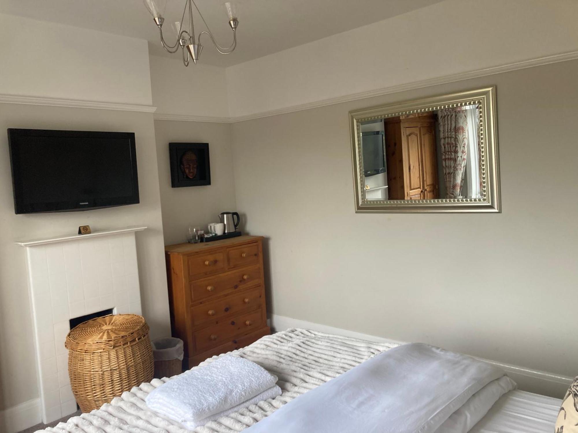 Abi B&B Cliftonville Экстерьер фото